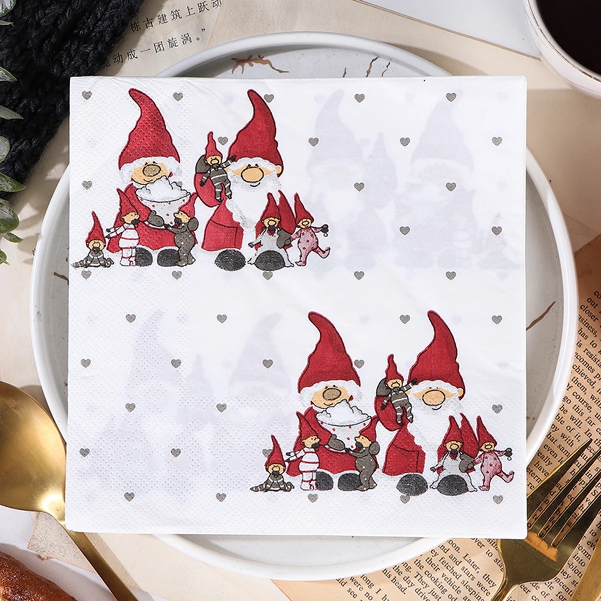 Home Bargains - Noel Tek Kullanımlık Kağıt Peçeteleri Gnome